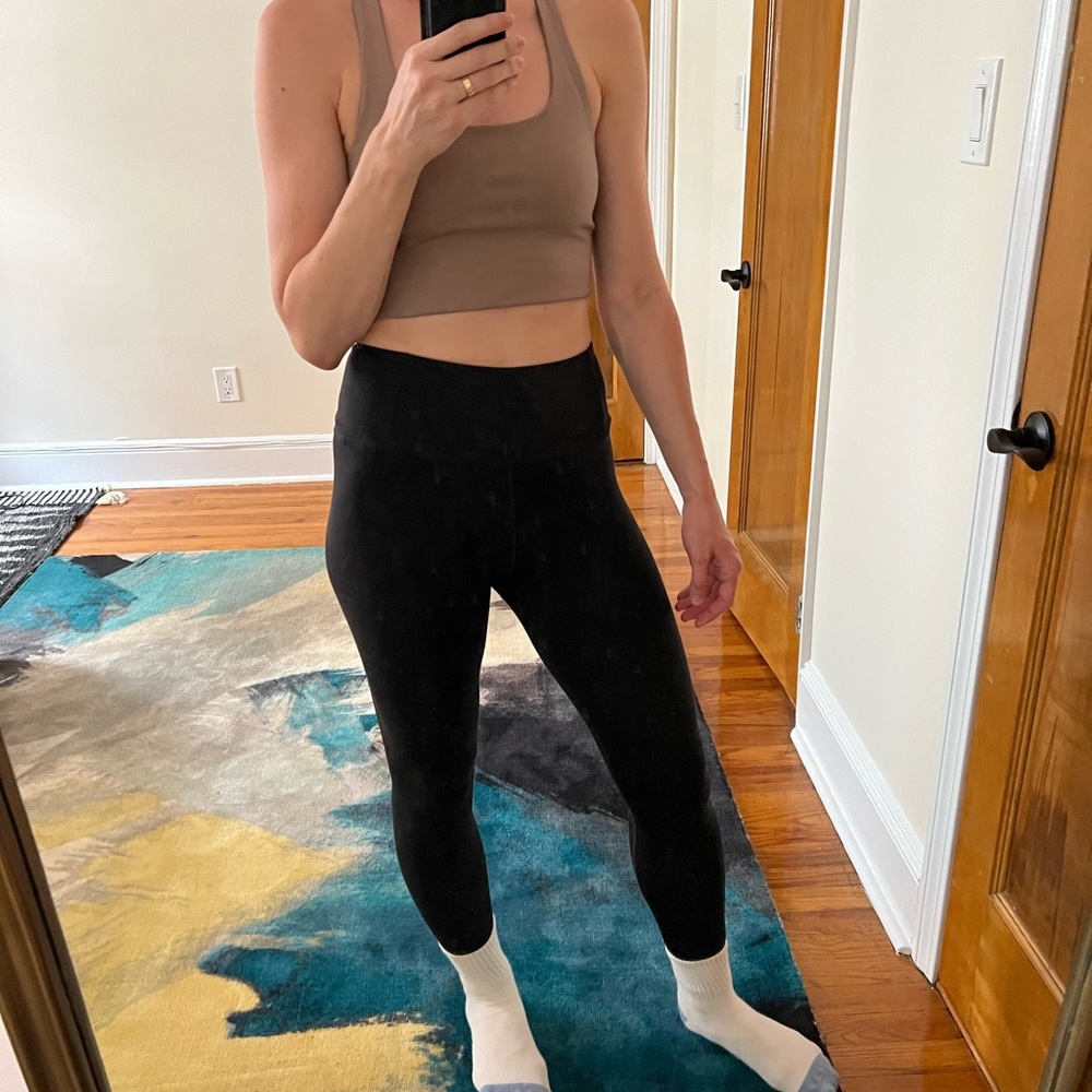 Girlfriend Float Leggings in Black, size M